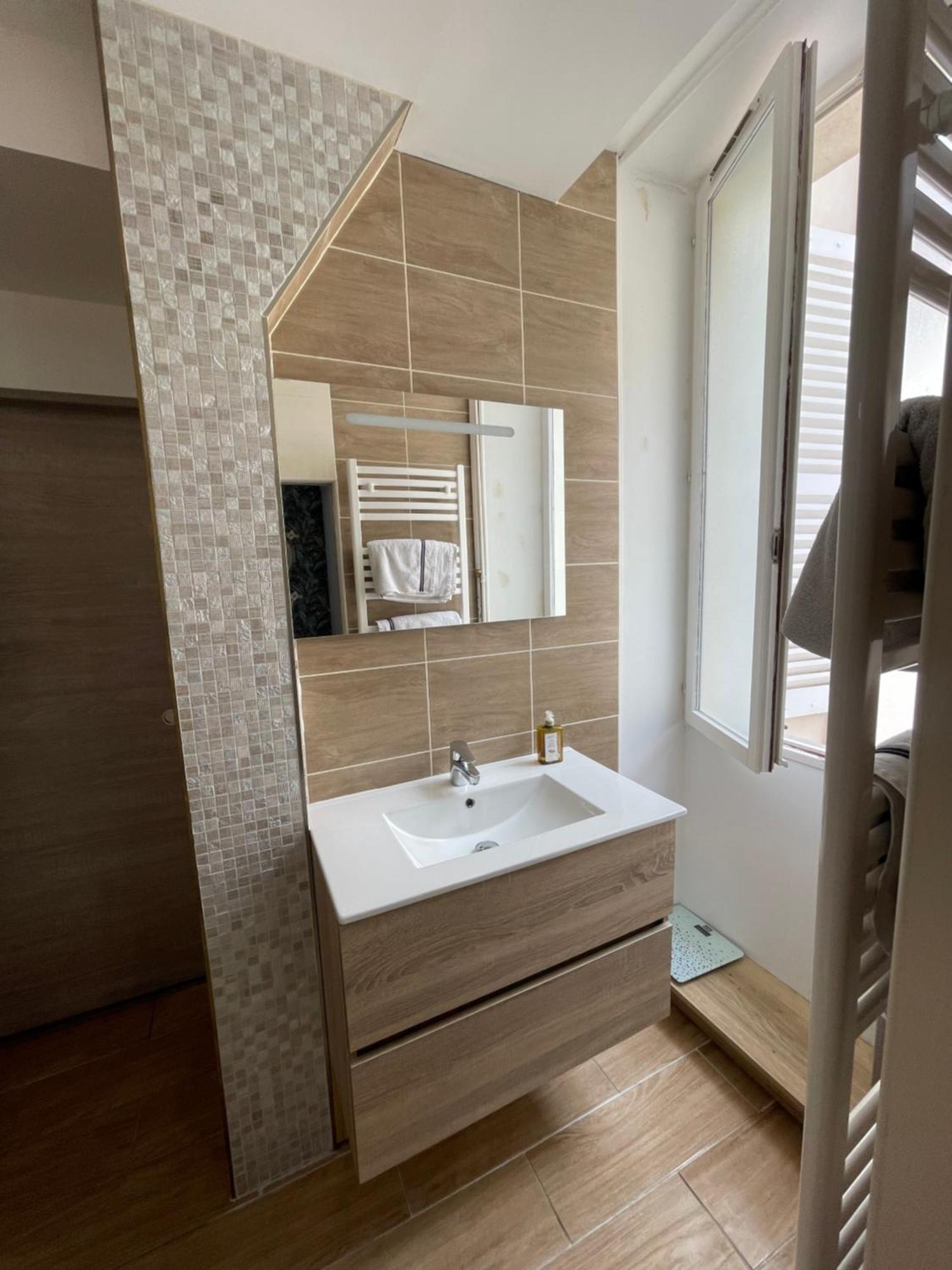 Appartement Moderne Centre Ville, 5 Personnes, 65 M2 ซีมูร์-ออง-โอซัวร์ ภายนอก รูปภาพ