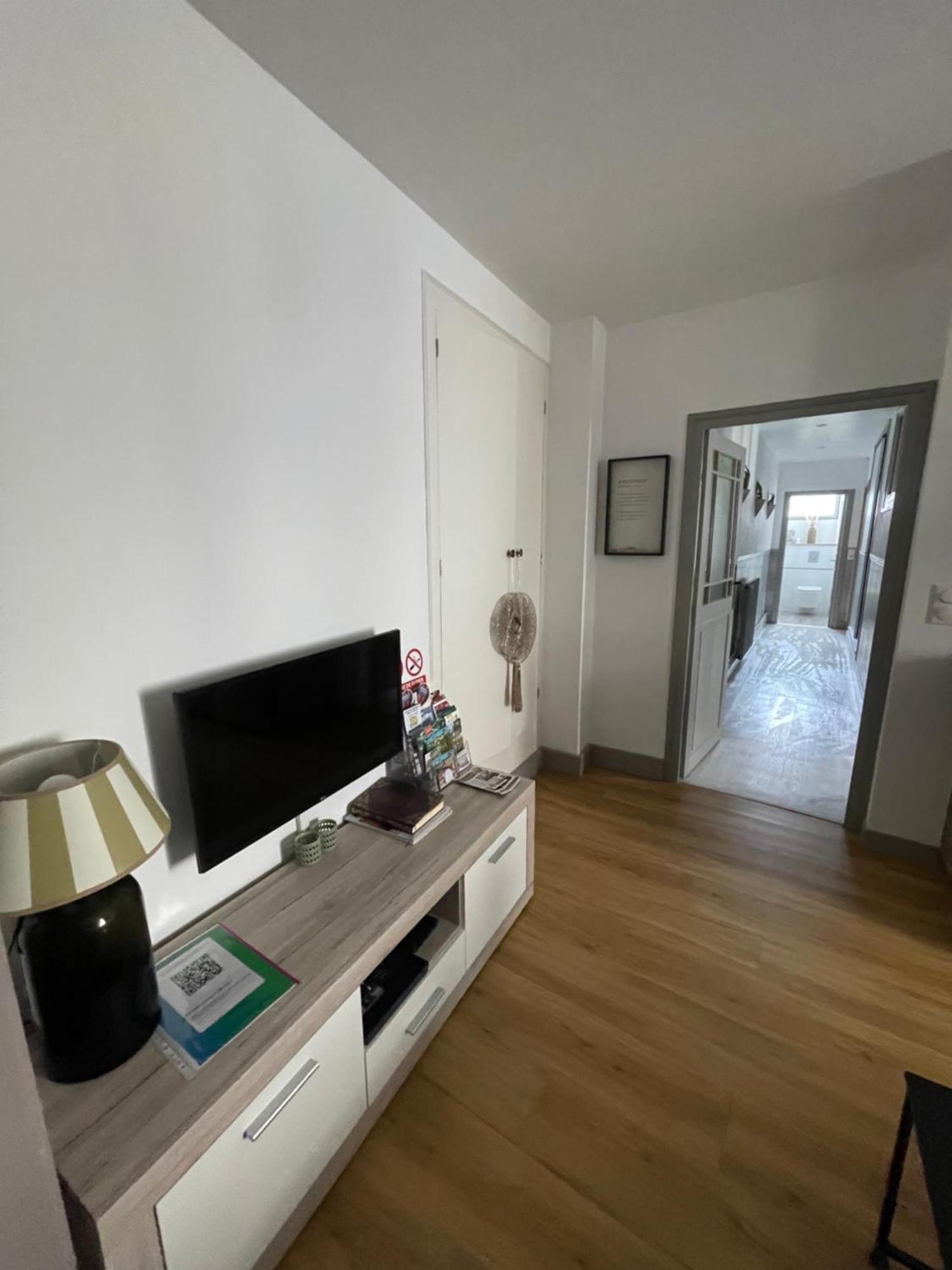 Appartement Moderne Centre Ville, 5 Personnes, 65 M2 ซีมูร์-ออง-โอซัวร์ ภายนอก รูปภาพ