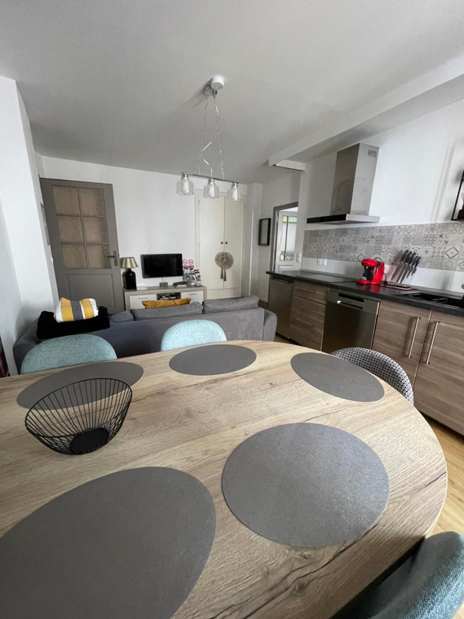 Appartement Moderne Centre Ville, 5 Personnes, 65 M2 ซีมูร์-ออง-โอซัวร์ ภายนอก รูปภาพ